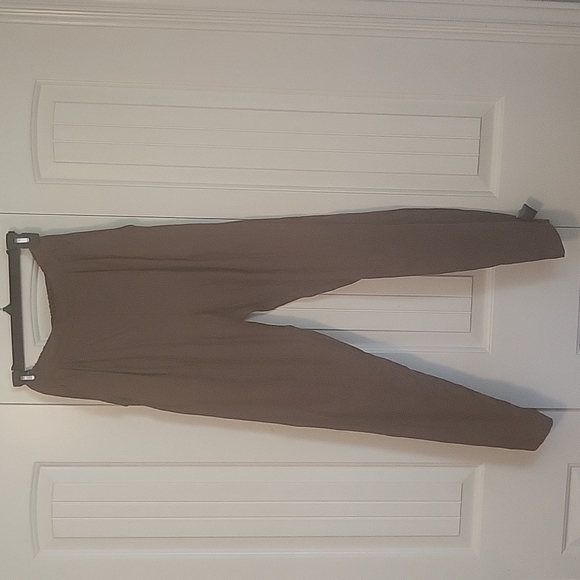 Sotela Adobe pleated trouser brown linen size 0 (26" waist) - Picture 8 of 13